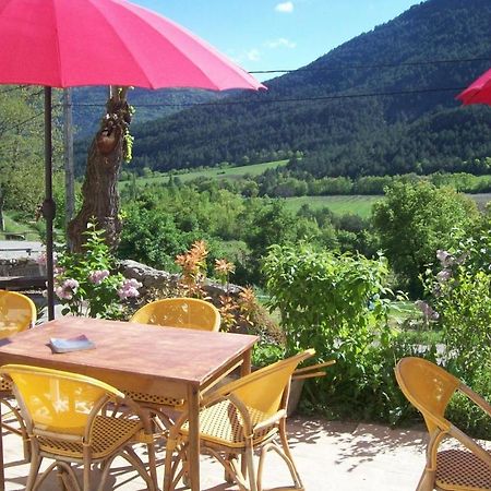 Le Vin De L'Ete Bed & Breakfast Ponet-et-Saint-Auban Exterior photo